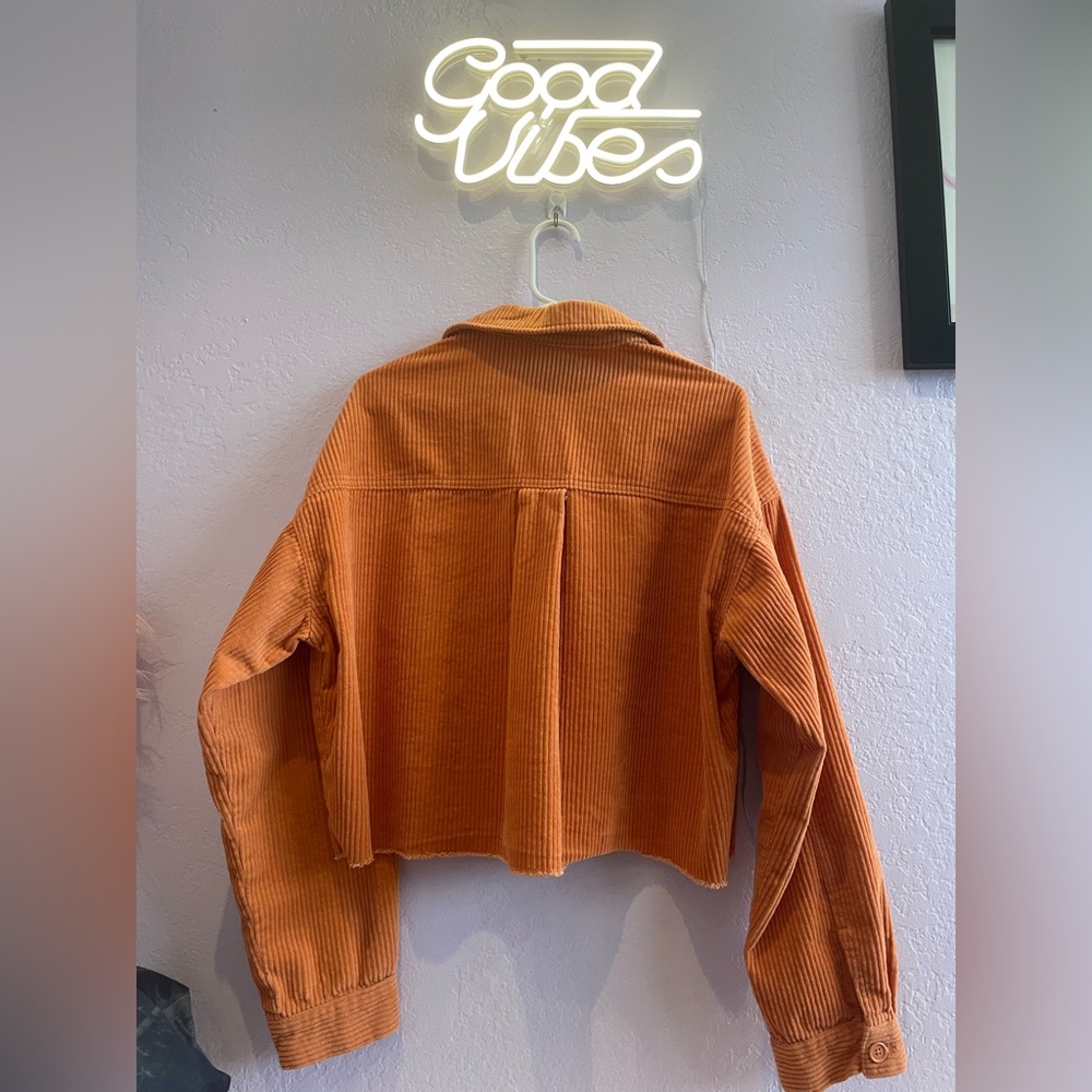 Forever 21 cropped jacket - Picture 3 of 7